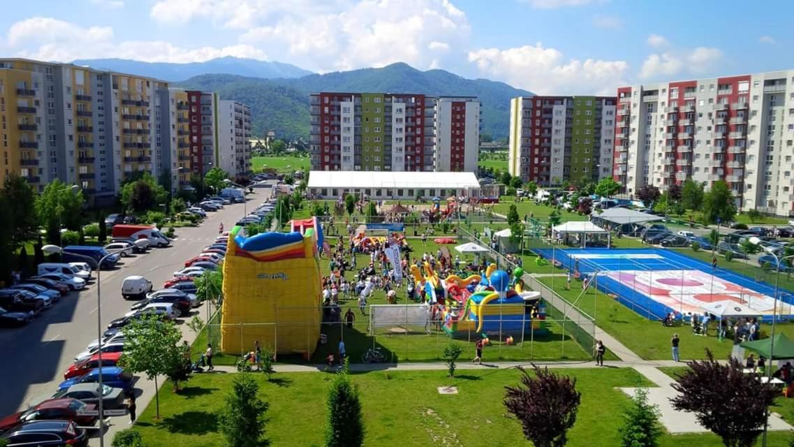Avantgarden King Apart Braşov Exteriör bild